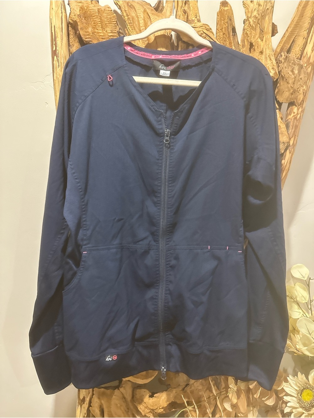 Women’s Navy Zip-Front scrub jacket